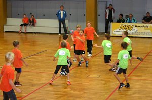 Sch&uuml;ler von der Stra&szlig;e � Kommt wir spielen Handball