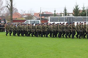 Neuer Lehrgang in Oberspier vereidigt