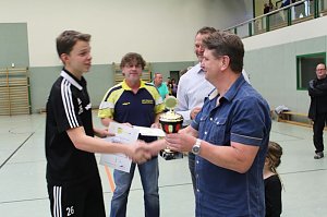Cup- Verteidiger setzte sich durch