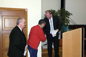 Stellungsnahmen zum Thema Fl&uuml;chtlinge