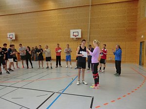 Lehrer-Sch&uuml;ler-Weihnachts-Volleyballturnier in Bleicherode
