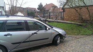 Umgest&uuml;rzt
