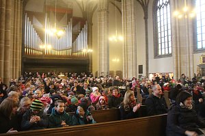 Im Nordh&auml;user Dom zeigte der &ouml;kumenische Kindergarten heute sein Krippenspiel