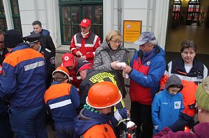 Das Friedenslicht aus Bethlehem ging heute auch in Nordhausen von Hand zu Hand