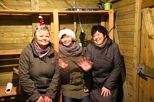 Weihnachtsmarkt in Obergebra bei Blitz und Donner