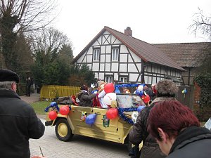 Umzug zum Jubil&auml;um