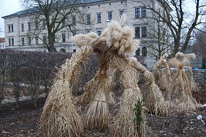 Puppen auf dem Berg