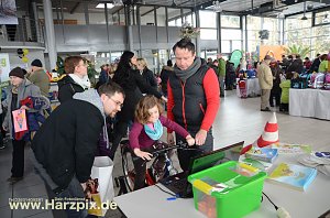 Viel los in der Autowelt Peter