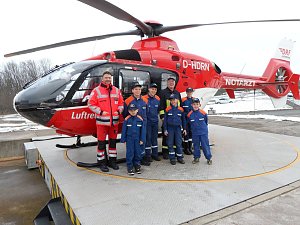 Besuch bei hauptamtlichen Rettern