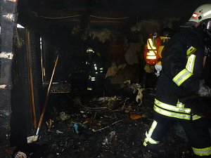 Brand in Gartenlaube