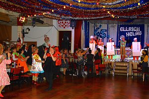 Männerballett on Tour