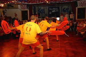 Männerballett on Tour