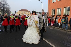 N&auml;rrinnen und Narren zogen durch Sondershausen (2)