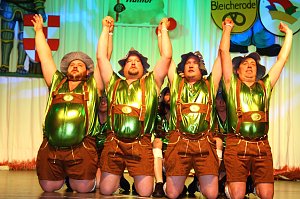 Zum 8. M&auml;nnerballettwettbewerb des BCC im Bleicher&ouml;der Kulturhaus sollte es zum Kopf an Kopf Tanzen kommen