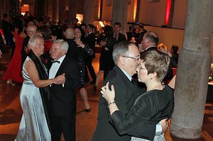 nnz/kn: Ballgefl&uuml;ster mit Premiere