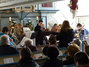 Mit Andacht und Konzert gefeiert