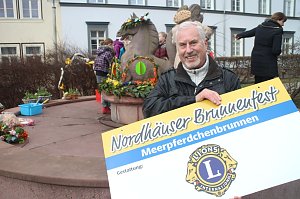 Der erste Brunnen ist geschm&uuml;ckt - das Nordh&auml;user Meerpferdchen verzierten die Sch&uuml;lerinnen und Sch&uuml;ler des F&ouml;rderzentrums Pestalozzi