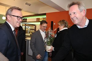 Café Pille und 10 Wohnungen