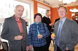 Café Pille und 10 Wohnungen
