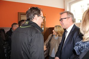 Café Pille und 10 Wohnungen