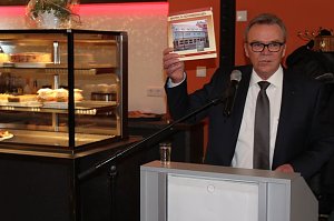 Café Pille und 10 Wohnungen