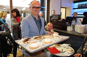 Café Pille und 10 Wohnungen