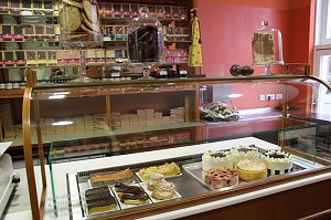 Café Pille und 10 Wohnungen