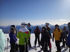 Winter wie er sein sollte - die Skisch&uuml;ler des Bleicher&ouml;der Schillergymnasiums in S&uuml;dtirol