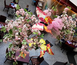 Fr&uuml;hlingsschmuck und Fr&uuml;hlingsmode in der S&uuml;dharzgalerie