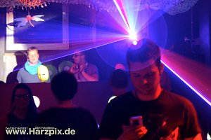 Houseverliebt im Club Buddha