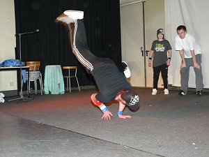 Tanzen im Jugendclubhaus