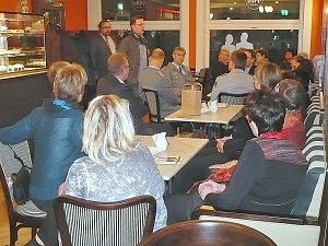 Zu Besuch im Caf&eacute; Pille