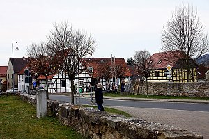 Ostereierallee in Obergebra