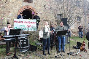 Ansturm zum Jubil&auml;umsmarkt in Braunsroda
