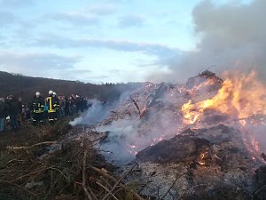 Osterfeuer in Neustadt