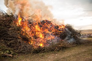 Osterfeuer in Krimderode