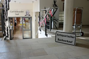 Neue Runde beim Lesefest - Vorlesen und Buchverkauf