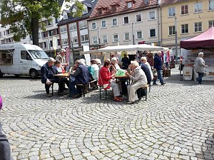 Geranien - und Blumenmarkt auf dem Nordh&auml;user Rathausplatz