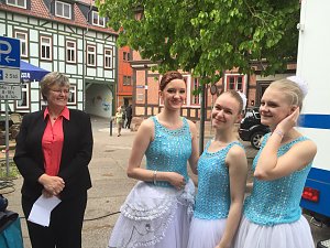 Das Tanzstudio Radeva zeigte zum Nordh&auml;user Weinfest, was seine Eleven alles k&ouml;nnen