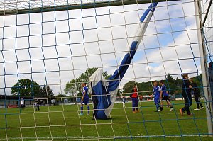 Wacker besiegt Germania mit 2:0