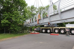 Totenbr&uuml;cke eingeh&auml;ngt