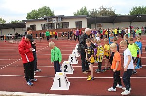 Kreisschulmeisterschaften auf dem Nordh&auml;user Hohekreuz-Sportplatz