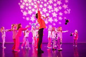 Tanzschule Taimba feierte ihr 10-j&auml;hriges Bestehen im Theater Nordhausen