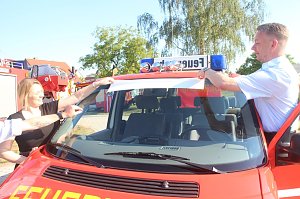Die Kameraden der Sundh&auml;user Feuerwehr k&ouml;nnen sich nach langem warten endlich &uuml;ber ihr neues Ger&auml;tehaus freuen