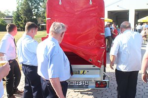 Die Kameraden der Sundh&auml;user Feuerwehr k&ouml;nnen sich nach langem warten endlich &uuml;ber ihr neues Ger&auml;tehaus freuen