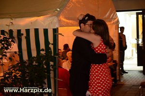 Die P&auml;pstin und Party