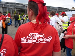 Unterst&uuml;tzung f&uuml;r Gewerkschaftsforderungen in Leipzig