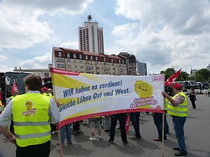 Unterst&uuml;tzung f&uuml;r Gewerkschaftsforderungen in Leipzig