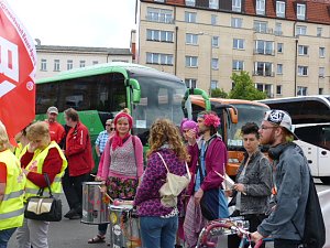 Unterst&uuml;tzung f&uuml;r Gewerkschaftsforderungen in Leipzig