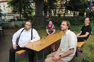 Mit Zauber verabschiedet